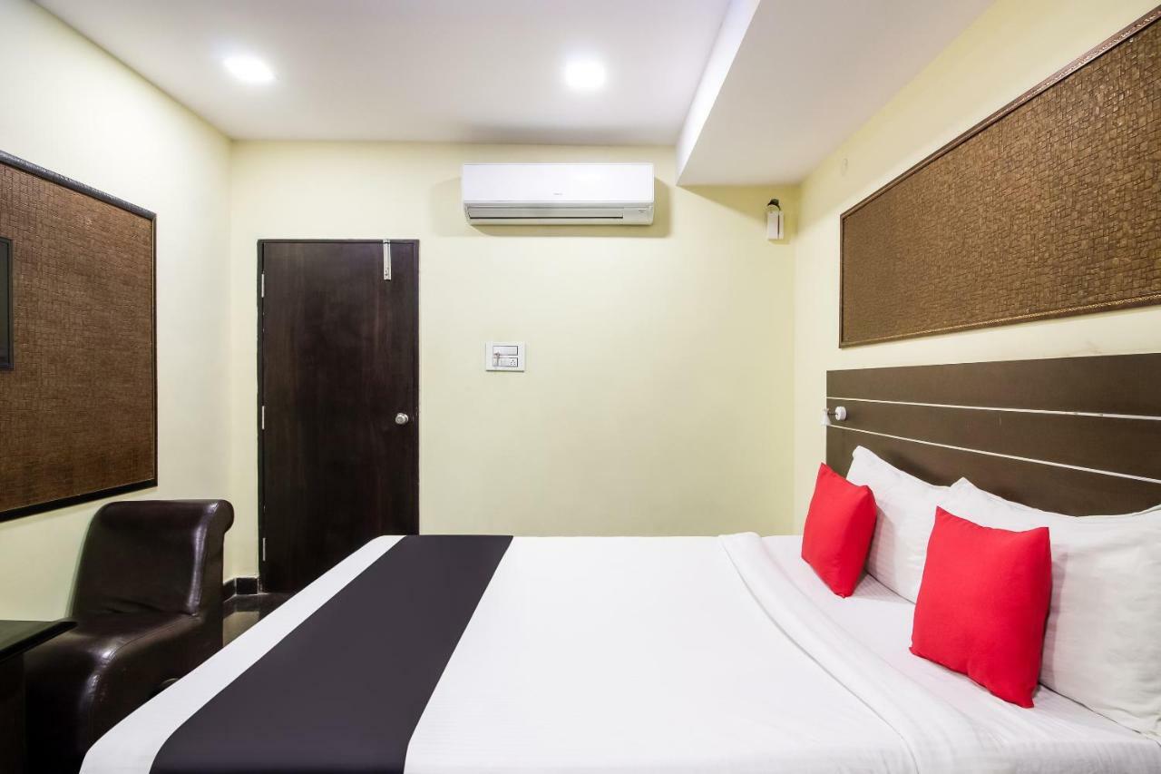 Hôtel Capital O 60233 Brij Ki Rasoi Deluxe à Lucknow Extérieur photo